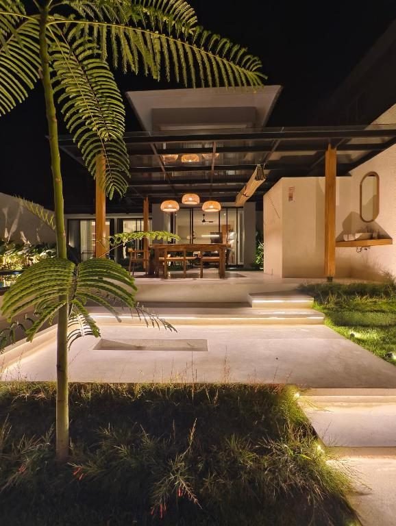Villa Pinus Trawas — Tampak Depan