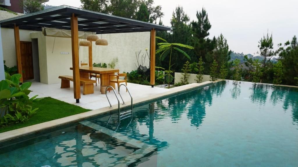 Villa Pinus Trawas — Fasilitas
